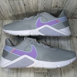 Nike Legend Essential 2